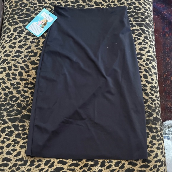 Spanx Assets-Intimates Half Slip | Black | Size: L - Picture 2 of 6